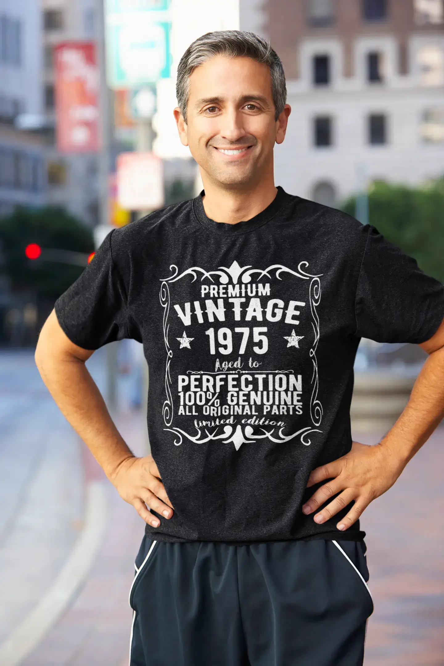 Premium Vintage année 1975, noir, T-shirt à manches courtes et col rond pour hommes, t-shirt cadeau 00347