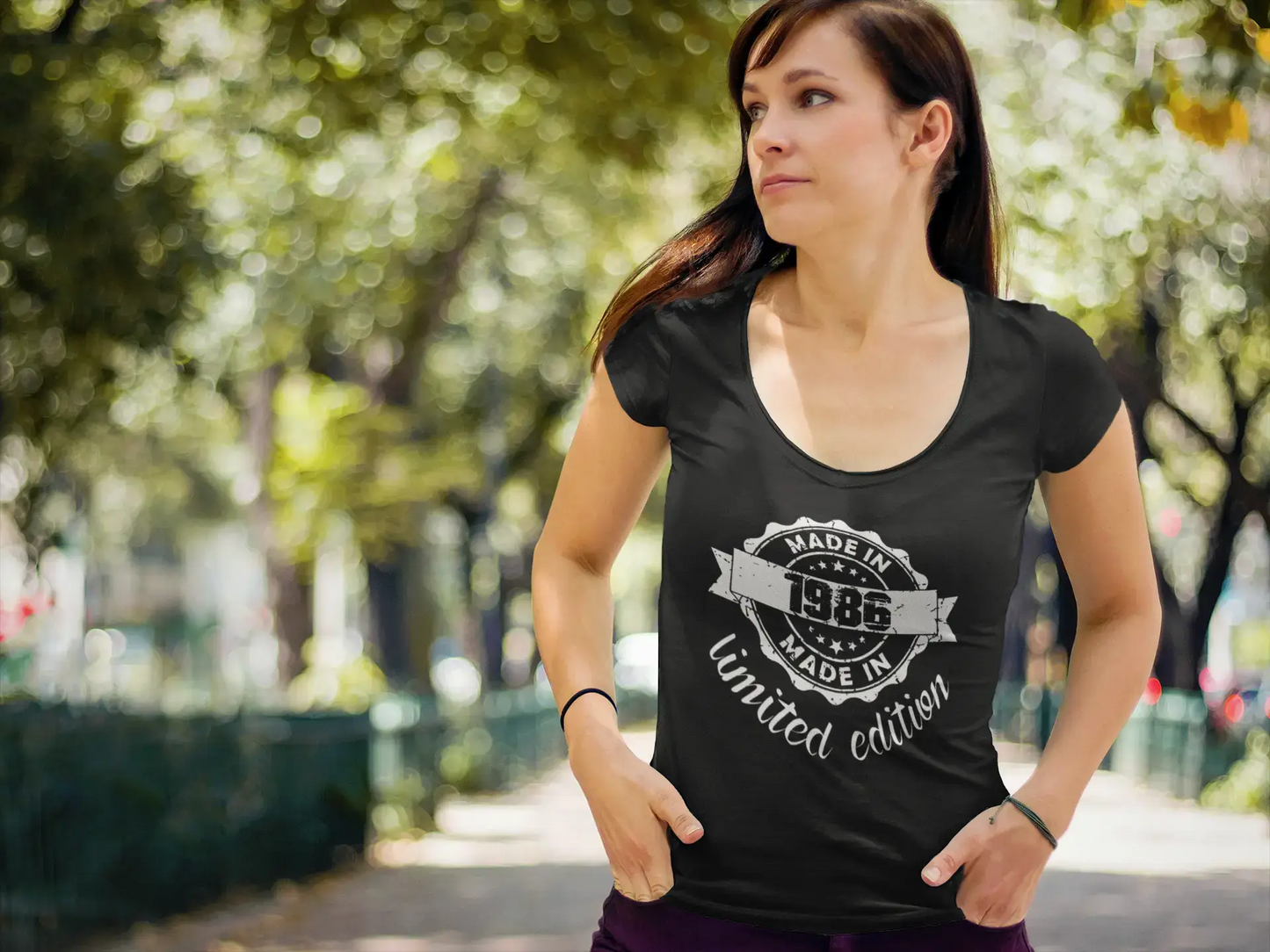 Made in 1986 T-shirt Femme Édition Limitée Noir Cadeau d'anniversaire 00426