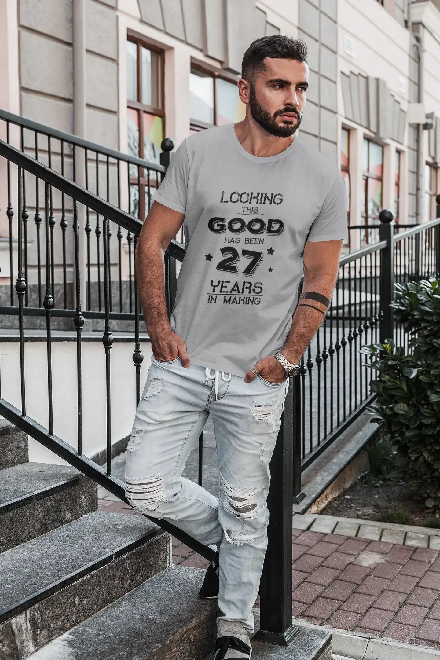 Looking This Good a été 27 ans dans la fabrication de T-shirt pour hommes gris cadeau d'anniversaire 00440