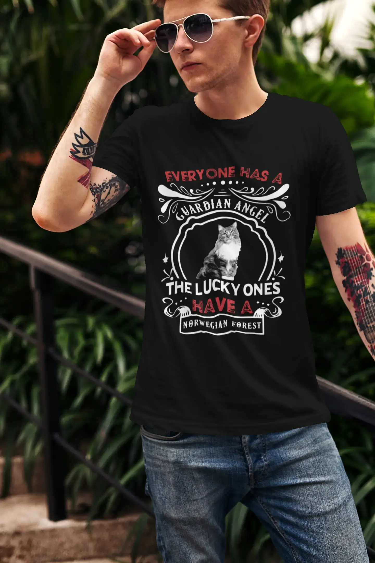 Men's Vintage Tee Shirt Graphic T shirt Norwegian Forest Cat Deep Black