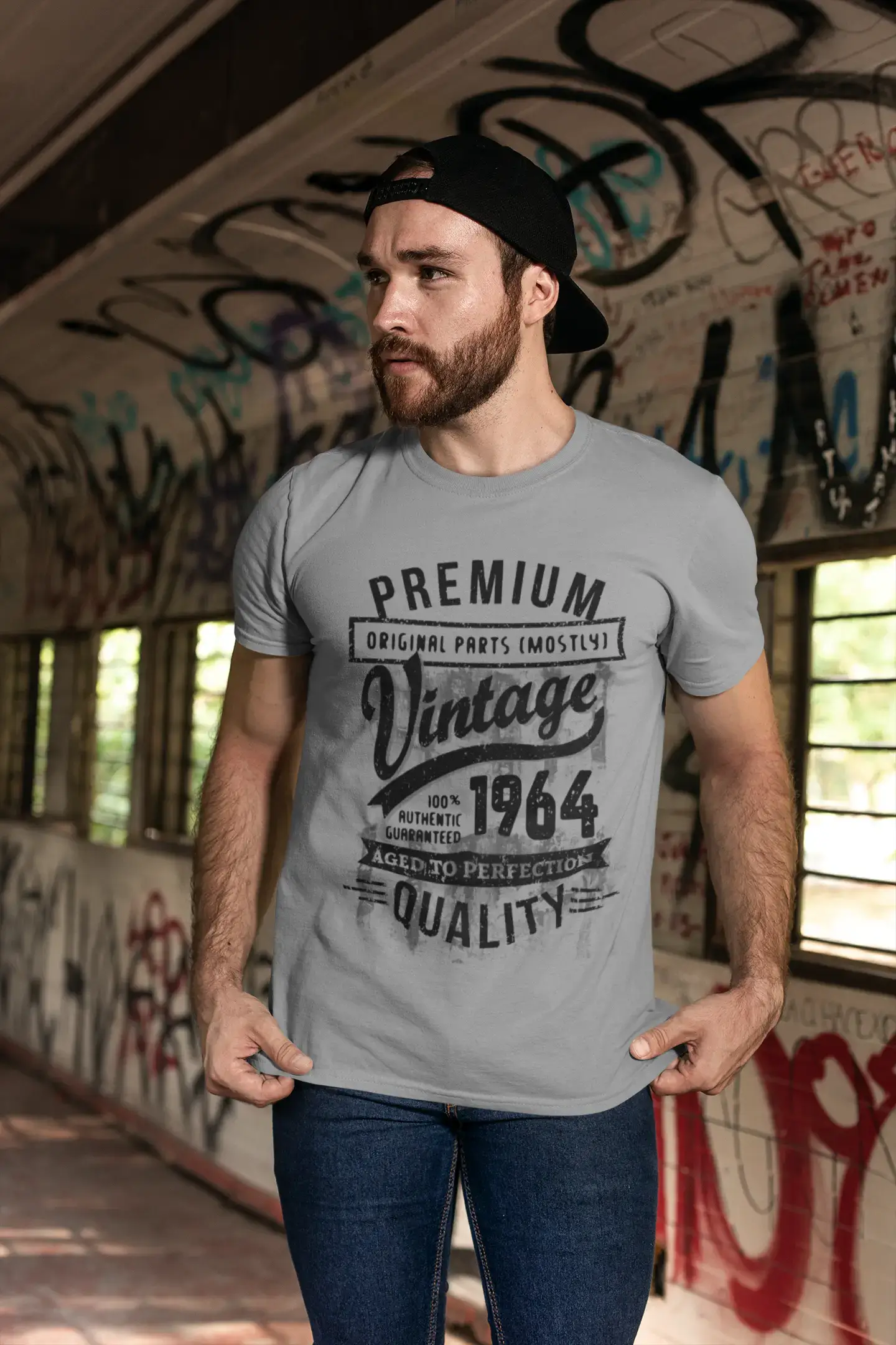 ULTRABASIC - Graphic Men's 1964 Aged to Perfection Birthday Gift T-Shirt
