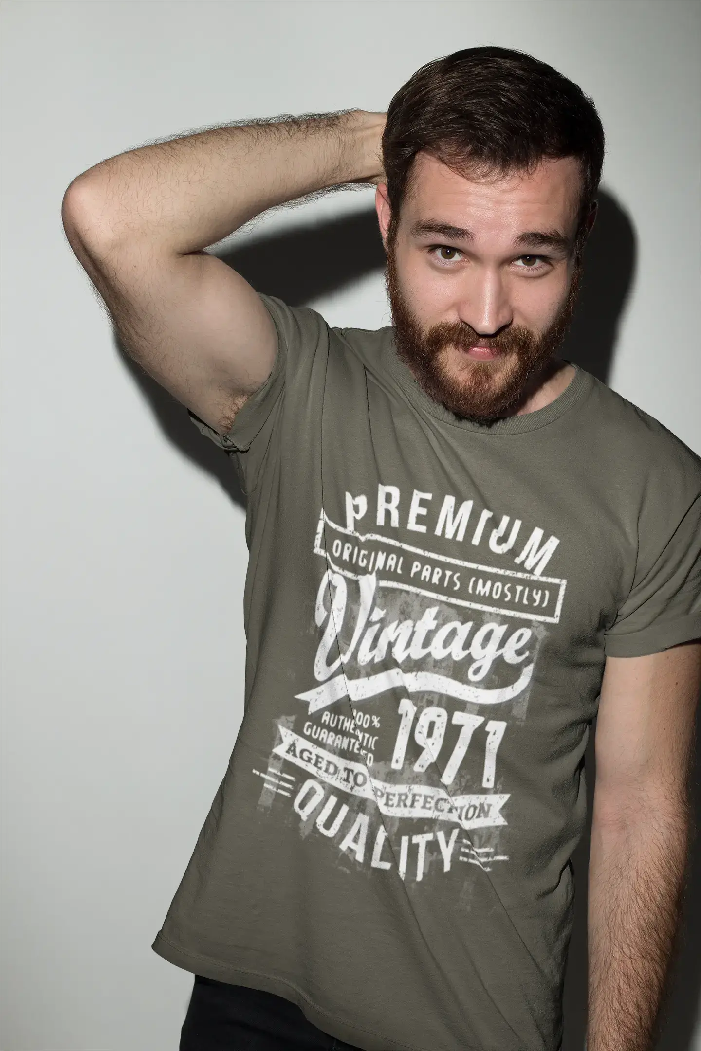 ULTRABASIC - Graphic Men's 1971 Aged to Perfection Birthday Gift T-Shirt