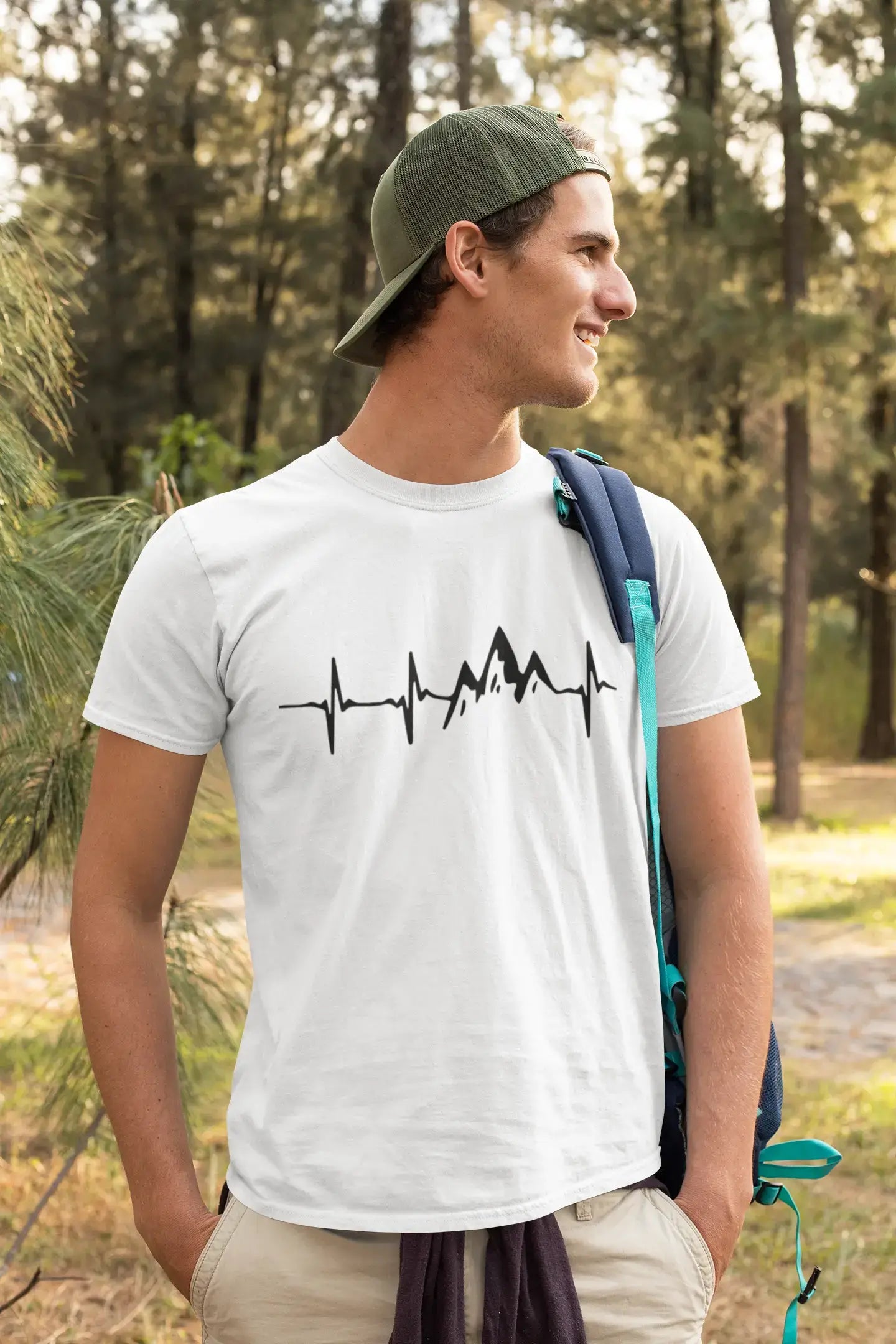 ULTRABASIC - Graphic Printed Men's Mountain Heartbeat T-Shirt French Navy