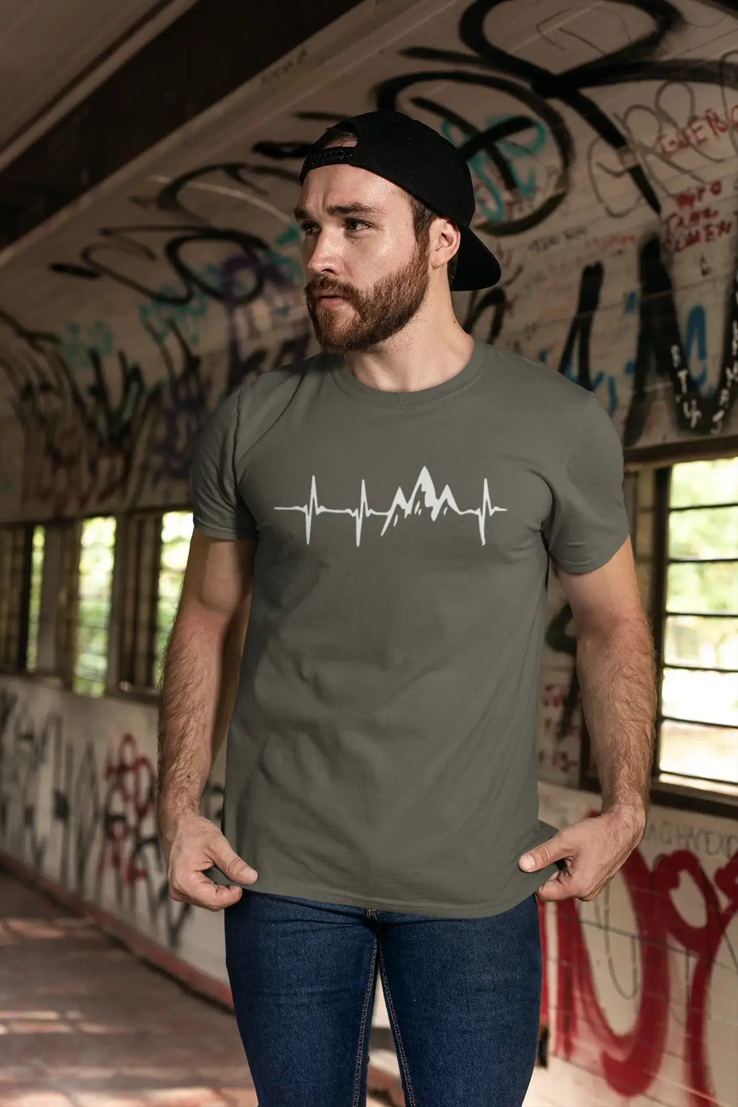 ULTRABASIC - Graphic Printed Men's Mountain Heartbeat T-Shirt Grey Marl