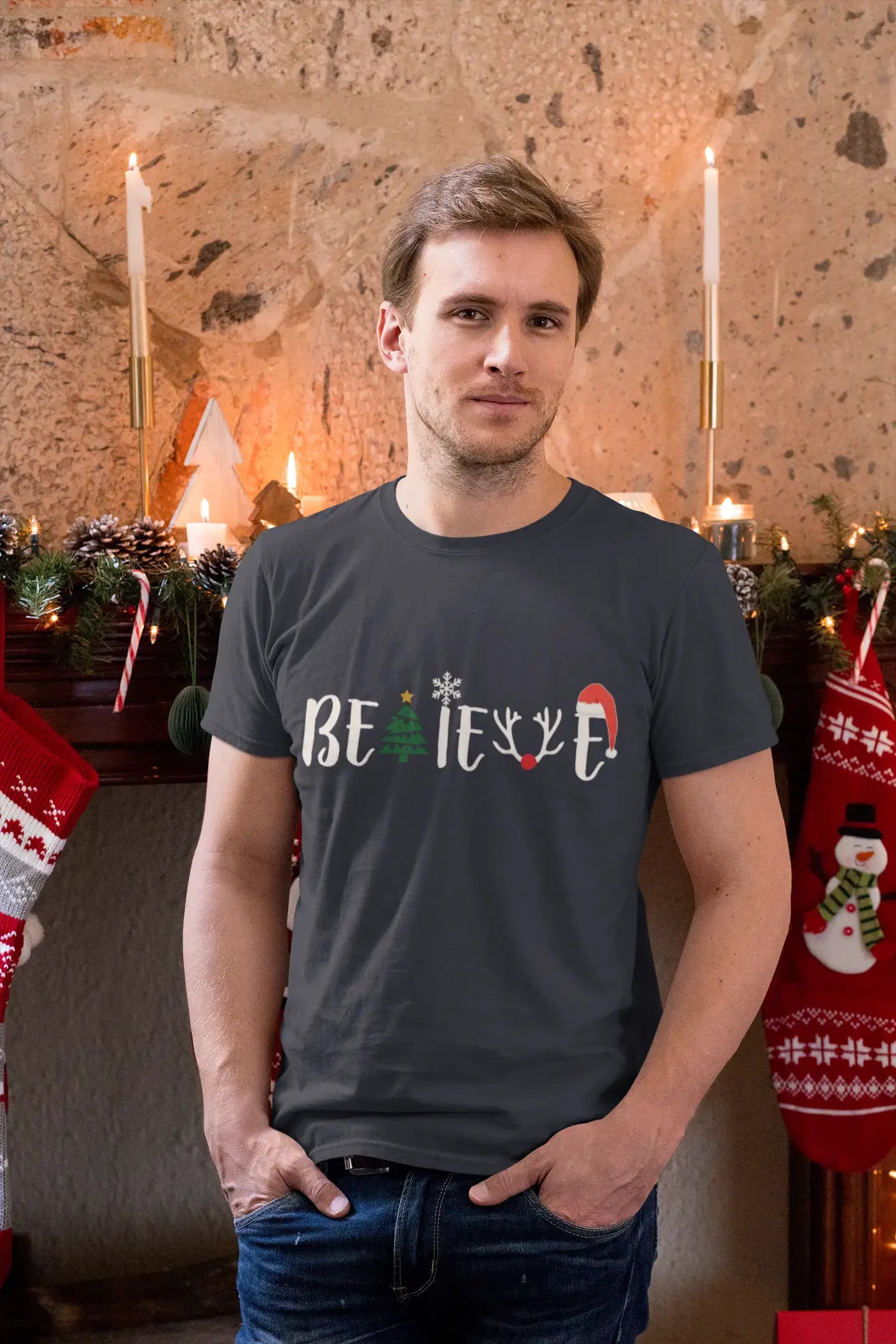 ULTRABASIC - Graphic Men's Christmas Believe Tree T-Shirt Xmas Gift Ideas Navy