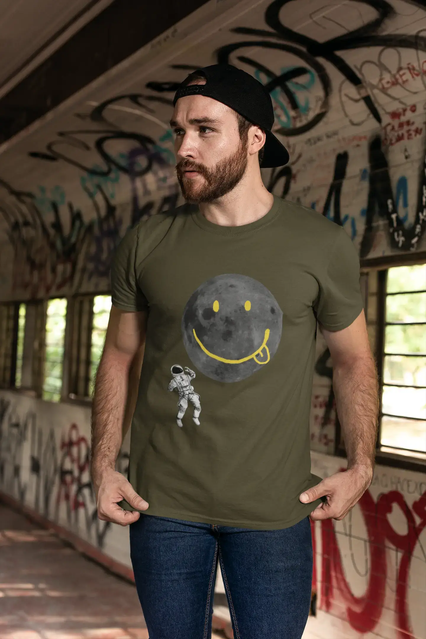 Men's Graphic T-Shirt Smiley Astronaute Idea Gift