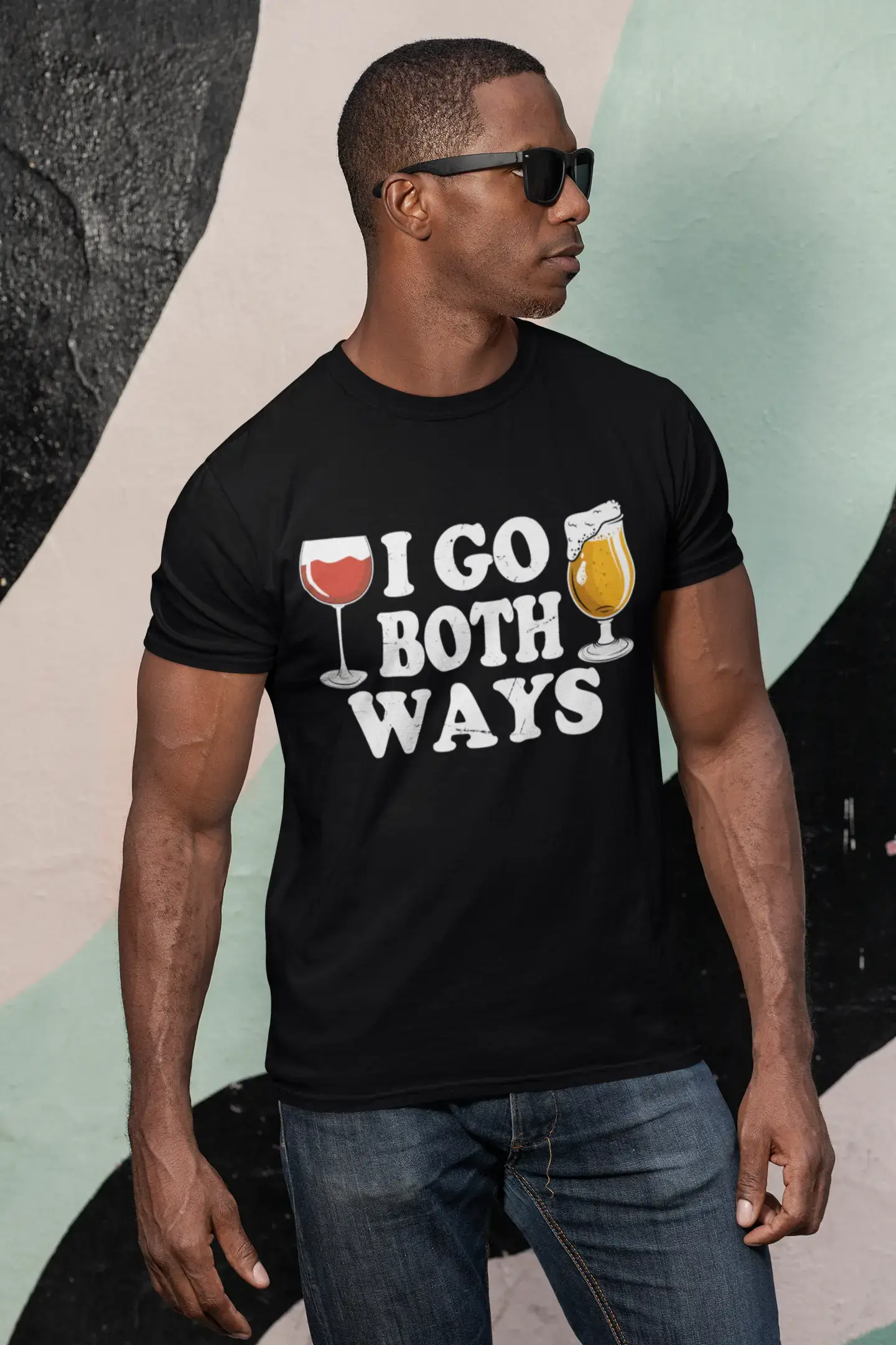 ULTRABASIC Men's Novelty T-Shirt I Go Both Ways - Vine and Beer Lover Tee Shirt