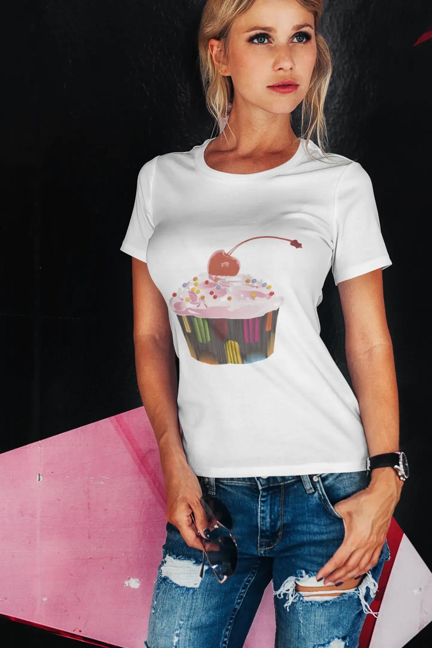 Cupcake Cherry Bomb Pearls, T-shirt à manches courtes et col rond pour femme 00152