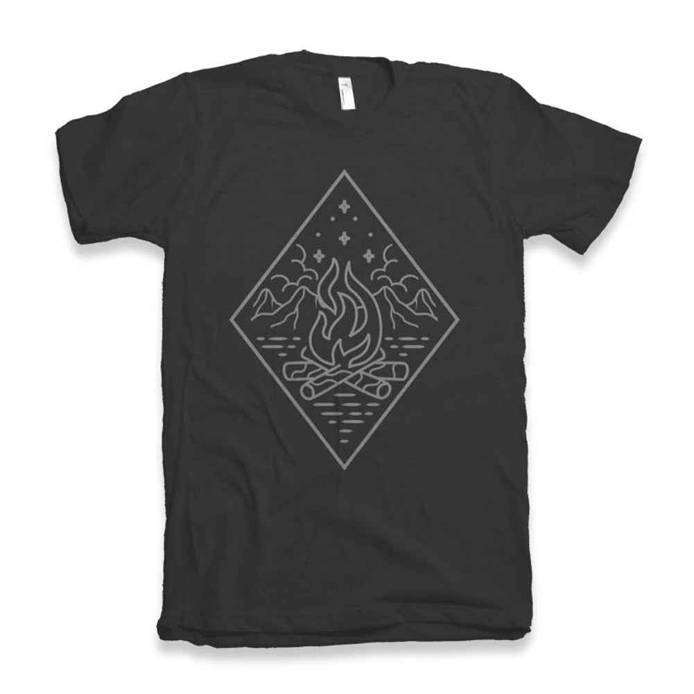 ULTRABASIC Men's Graphic T-Shirt Camping Fire - Adventure Camping Shirt for Men 