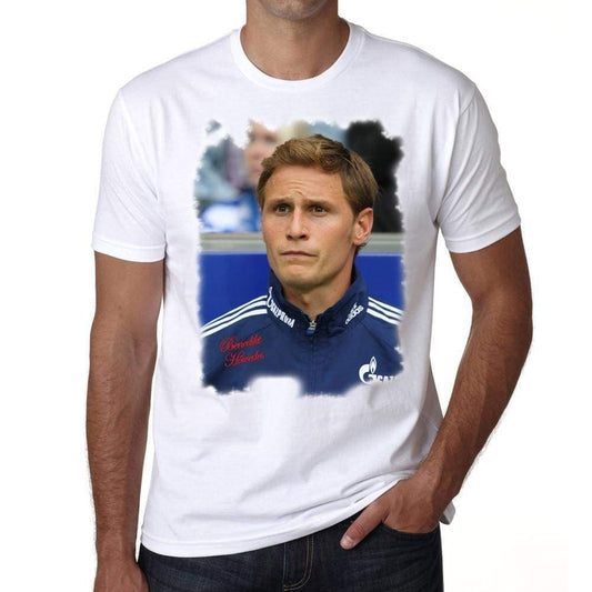 Benedikt Höwedes Mens T-Shirt One In The City