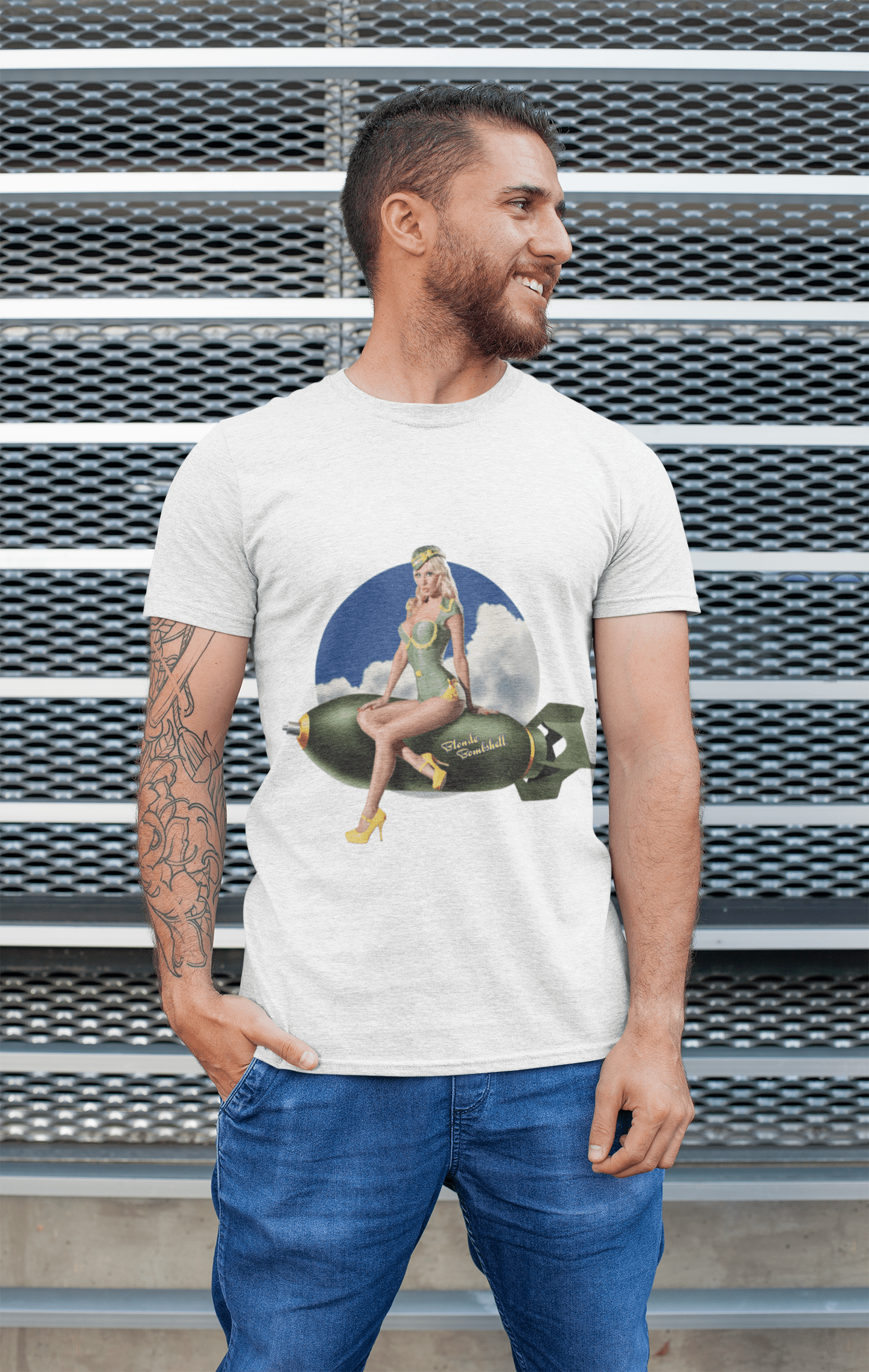 Army pin-up fly Blonde bombe, t-shirt blanc homme, 100% coton 00211