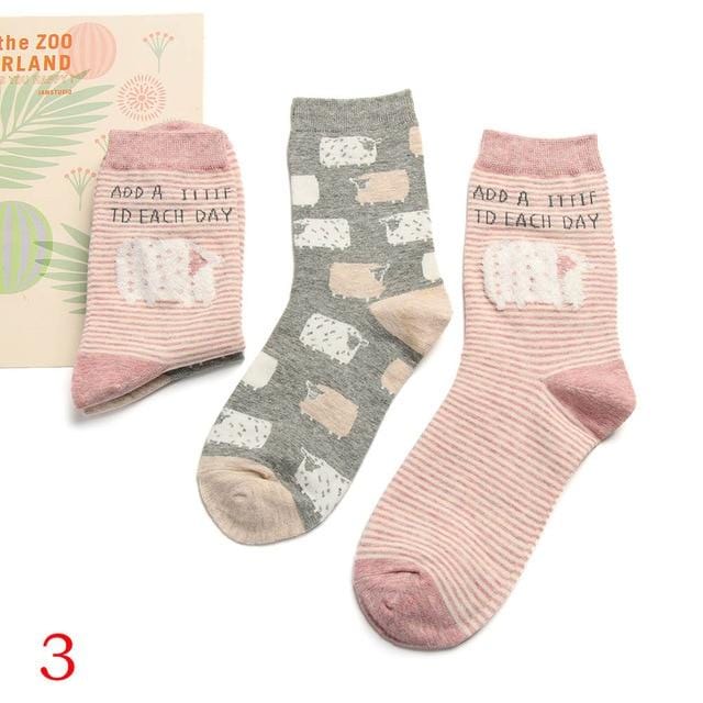 2 paires de chaussettes mignonnes pour femmes, boîte cadeau de noël, en coton, imprimé de dessin animé, mode créative, chaussettes courtes joyeuses pour filles, printemps-automne 2020