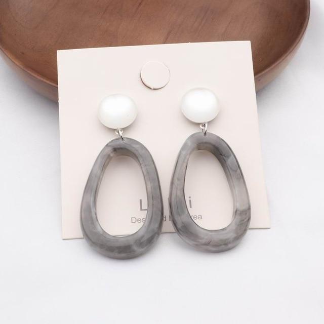 MENGJIQIAO 2019 nouveau irrégulier géométrique rond <span>gris</span> acrylique déclaration longues boucles d'oreilles goutte acide acétique résine boucles d'oreilles pour les femmes